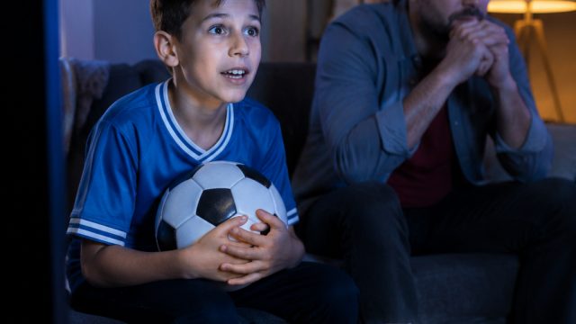 Should Kids Stay Up Late for Big Games? Expert Weighs In